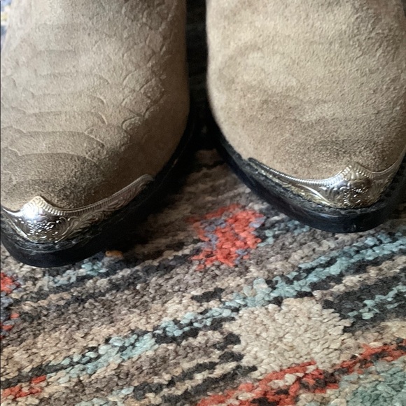 Jeffrey Campbell Tan Ankle Booties with Pointed Toe - Picture 2 of 7